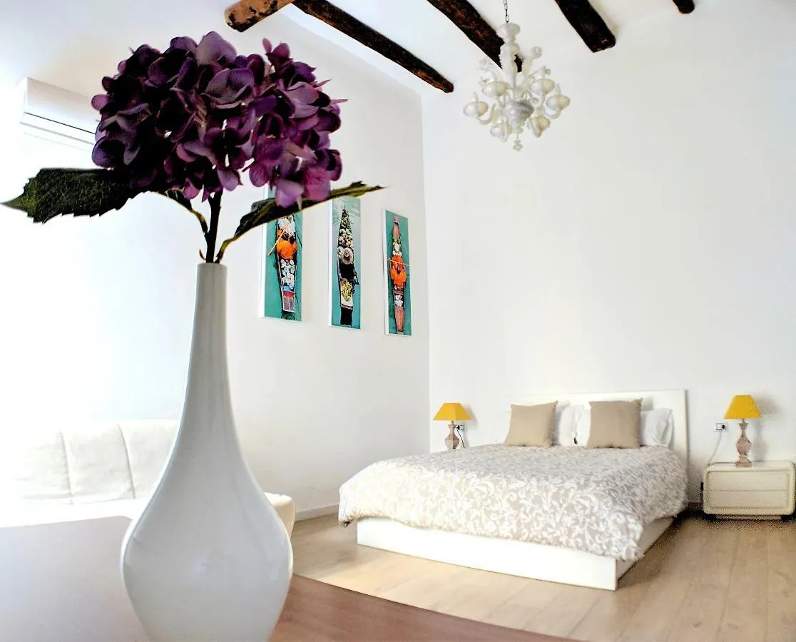 B&B San Carlo Naples Holiday home